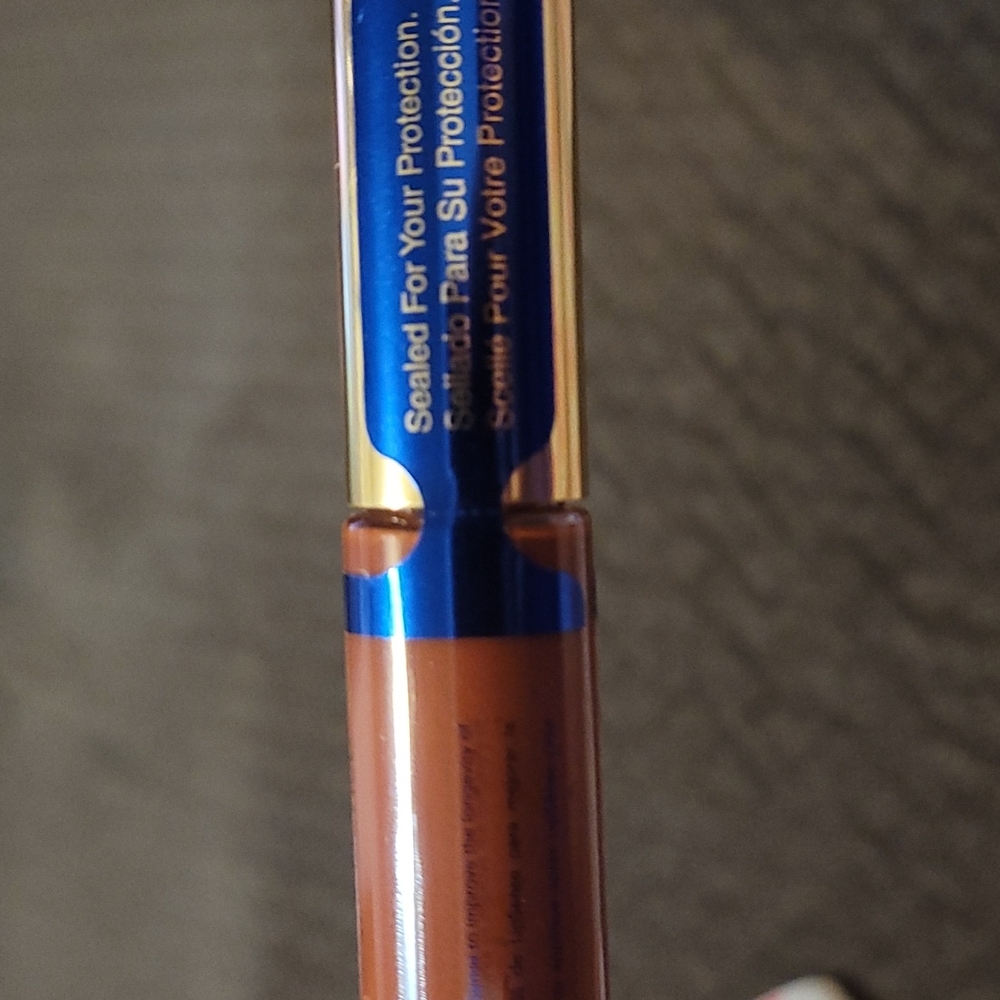 Senegence Lipsense - Picture 2 of 4